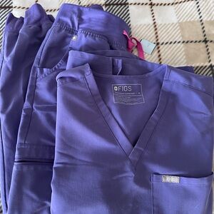 Figs Deep Purple Scrub Ensemble